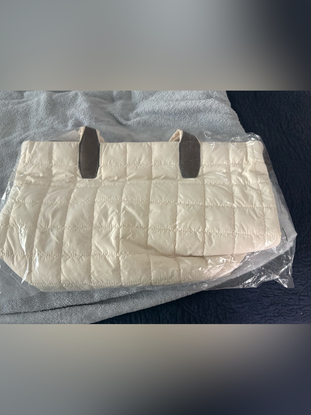 NWT Mia & Tess Off White Puffy Quilted Tote Bag